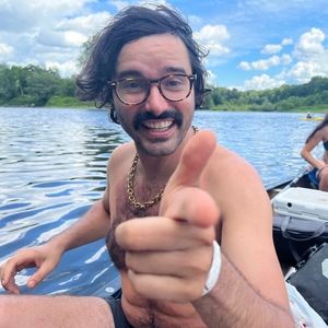 Meet your Posher, Arthur